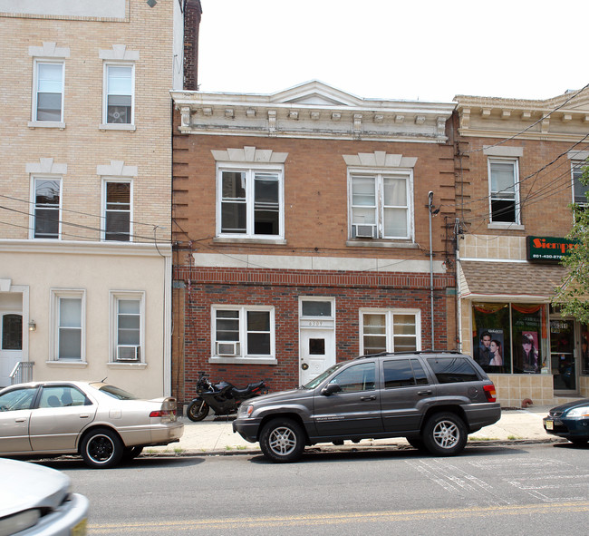 6309 Broadway in West New York, NJ - Building Photo - Building Photo