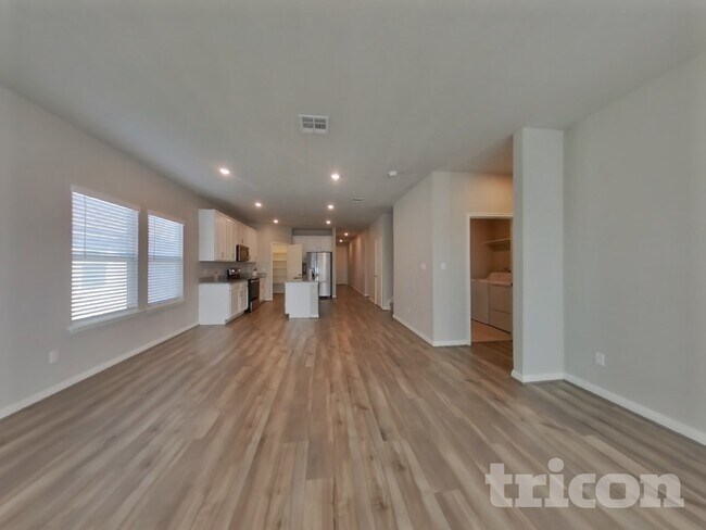 13532 Emerson Wy in Saint Hedwig, TX - Building Photo - Building Photo