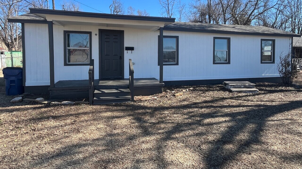 512 S Wentz St in Guthrie, OK - Building Photo