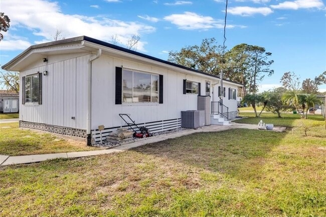 5364 Christiancy Ave in Port Orange, FL - Building Photo - Building Photo