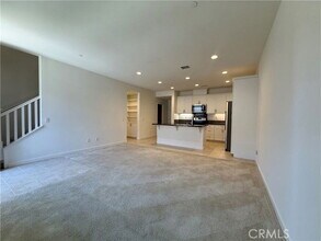 28618 Jardineras Dr in Santa Clarita, CA - Building Photo - Building Photo