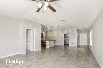 9628 Sage Creek Dr in Ruskin, FL - Building Photo - Building Photo