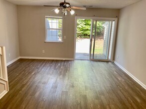 130 Mangum Cir in Mooresville, NC - Building Photo - Building Photo