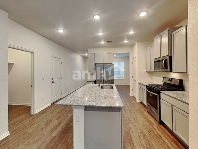 457 Pebble Bend in New Braunfels, TX - Building Photo - Building Photo