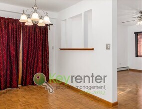 14 Homer St in Clifton, NJ - Building Photo - Building Photo