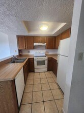 6041 Sequoia Rd NW in Albuquerque, NM - Building Photo - Building Photo