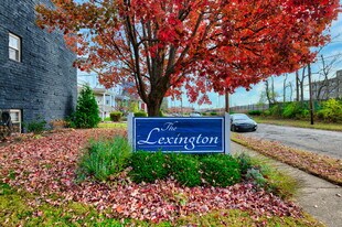 Lexington Apartments in Cincinnati, OH - Building Photo