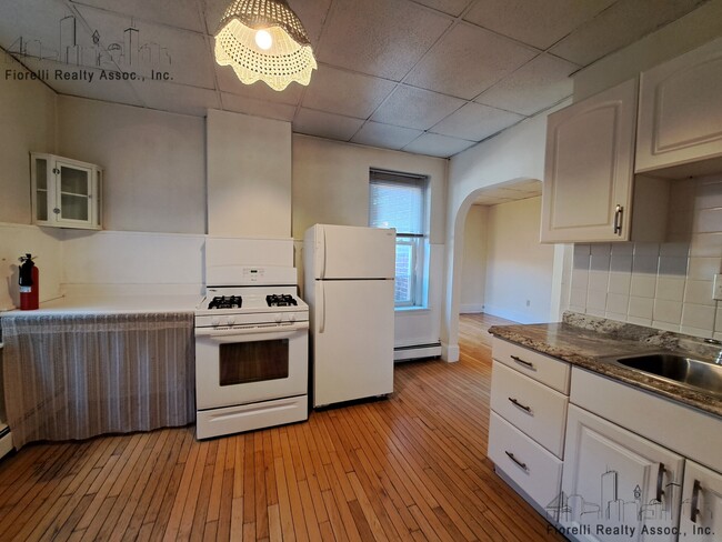 76 Prince St, Unit 8 in Boston, MA - Building Photo - Building Photo