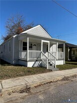 223 Witten St in Petersburg, VA - Building Photo