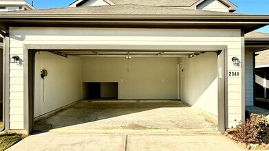 2340 Mooneye Ct in Shenandoah, TX - Building Photo - Building Photo