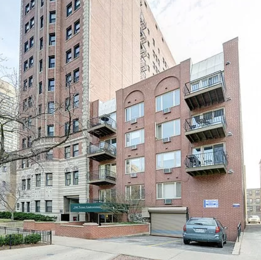 435 W Oakdale Ave in Chicago, IL - Building Photo - Building Photo