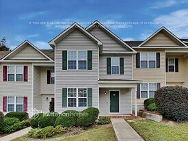 406 Whitehall Ct in Clayton, NC - Building Photo