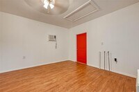 4011 Artdale St photo'