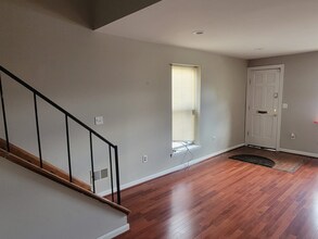 830 W Pratt St in Baltimore, MD - Building Photo - Building Photo