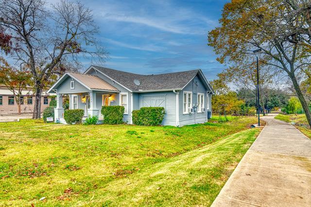 302 N Fannin St in Rockwall, TX - Building Photo - Building Photo