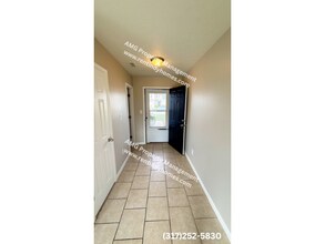 3305 Black Forest Ln in Indianapolis, IN - Building Photo - Building Photo