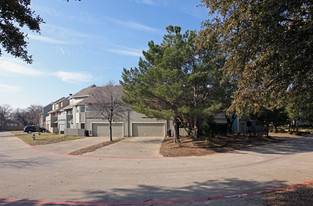 Hidden Oaks Townhomes