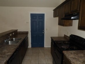 804 N Evans Ave in El Reno, OK - Building Photo - Building Photo