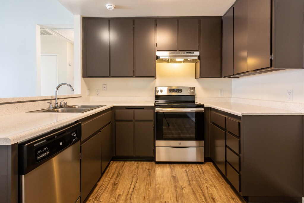 Highland Orchard Apartments in Placentia, CA