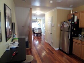 13 S Decker Ave in Baltimore, MD - Building Photo - Building Photo