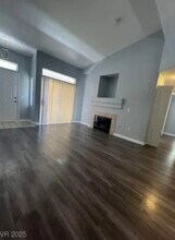 700 Carnegie St in Henderson, NV - Foto de edificio - Building Photo