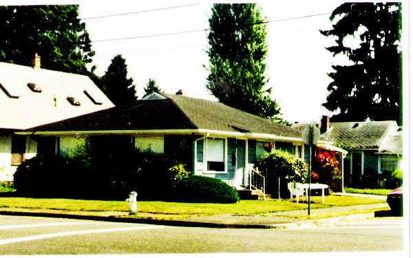 1001-1007 Park Ave in Sumner, WA - Foto de edificio