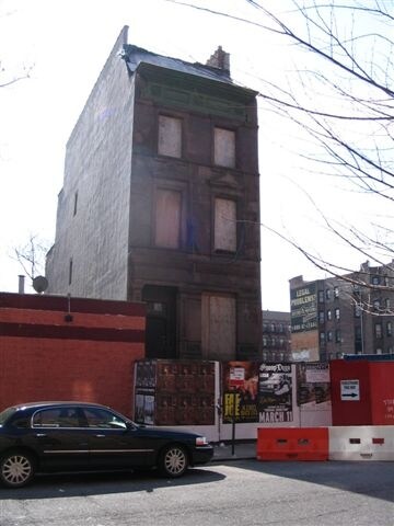 4 W 126th St in New York, NY - Building Photo