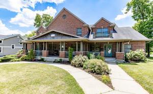 27 W Spring St in Oxford, OH - Foto de edificio - Building Photo