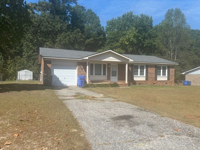 970 Lisa Ave in Fayetteville, NC - Building Photo