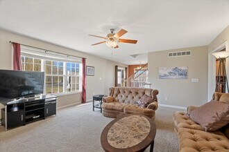 705 Bergamot Dr in Savoy, IL - Building Photo - Building Photo
