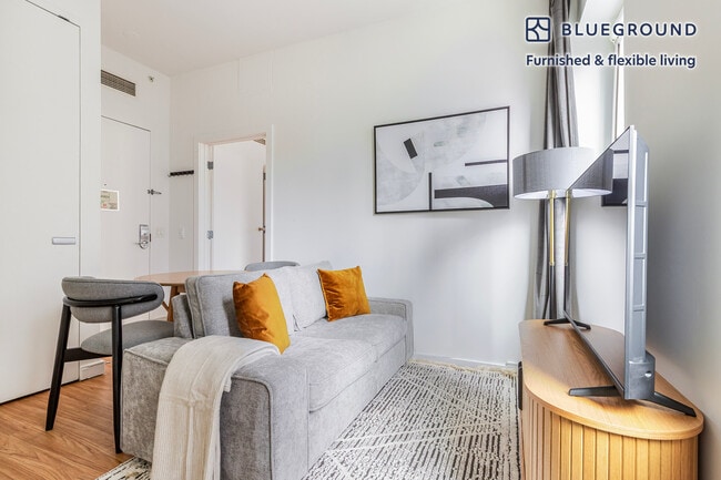 property at 70 W 45th St