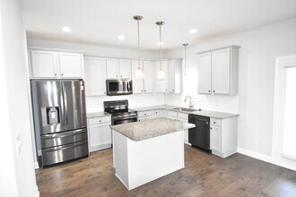 441 Stonebriar Ave in Raeford, NC - Building Photo - Building Photo