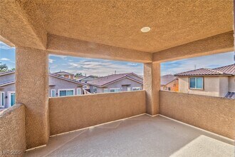 695 Steve Wruck Ct in Henderson, NV - Building Photo - Building Photo