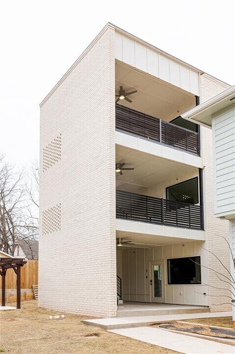 1653 NW 12th St in Oklahoma City, OK - Building Photo