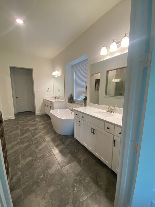 803 Swift Creek Rd in Argyle, TX - Building Photo