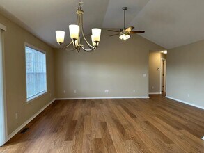 4434 W Normal St in Springfield, MO - Building Photo - Building Photo