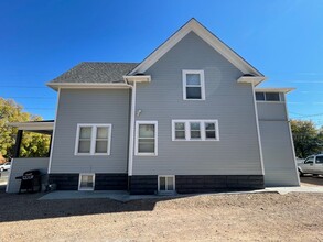 1018 17th St in Greeley, CO - Foto de edificio - Building Photo