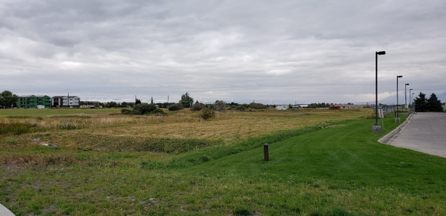 2240 Baxter Ln in Bozeman, MT - Foto de edificio - Building Photo