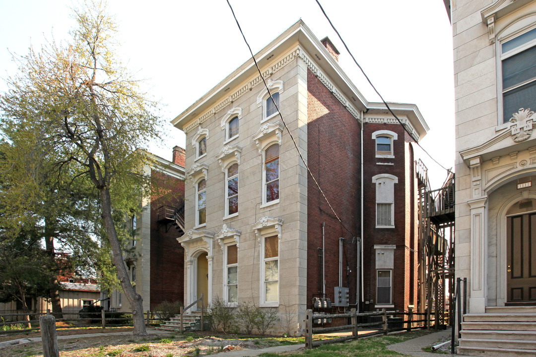 1109 S 2nd St in Louisville, KY - Building Photo