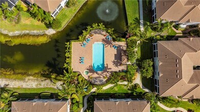 5025 Blauvelt Way in Naples, FL - Building Photo - Building Photo