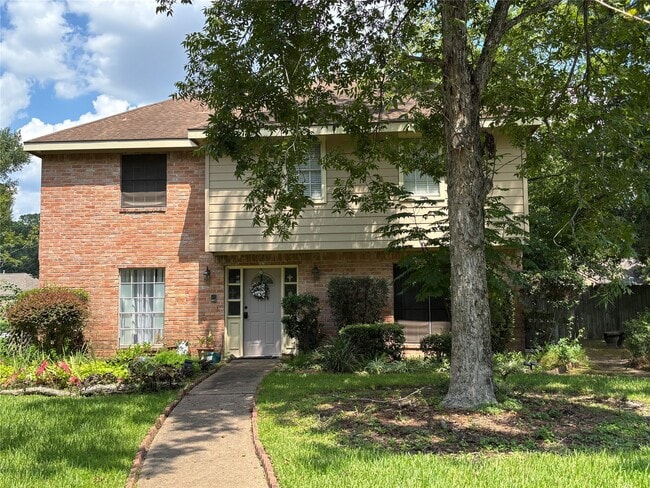 8226 Waynemer Way in Houston, TX - Building Photo - Building Photo