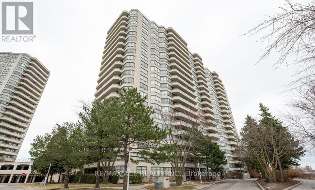 property at 1-581 Greystone Walk Dr