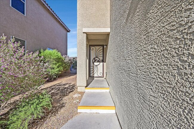 7912 Ivy Run St in Las Vegas, NV - Building Photo - Building Photo