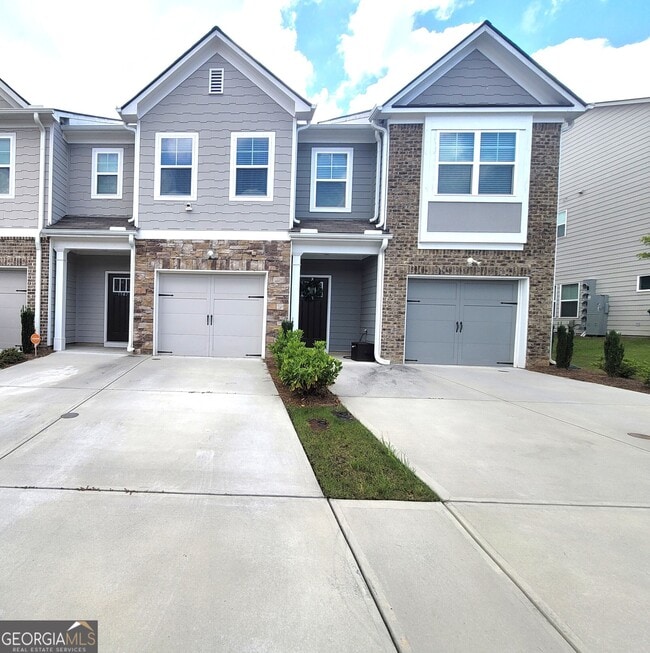 property at 1942 Dillon Dr
