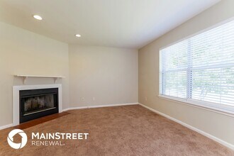 8700 Avondale Ct in Jeffersontown, KY - Building Photo - Building Photo