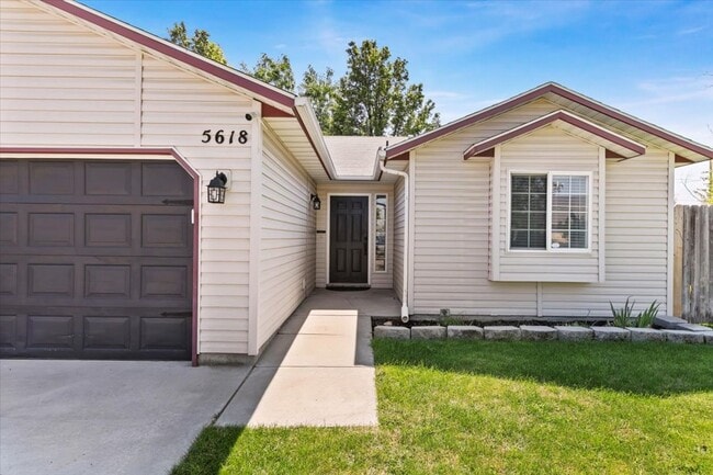 5618 Princeton Ave in Caldwell, ID - Building Photo - Building Photo