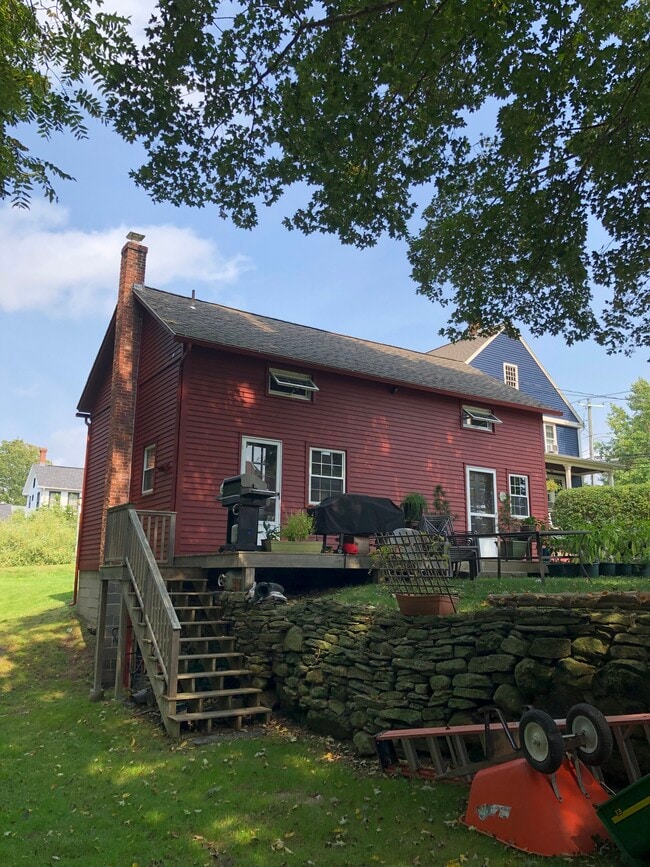 208 S Main St., Unit Carriage House