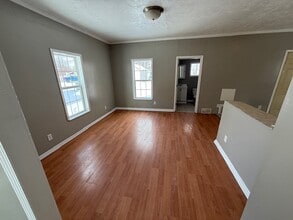 212 E Mishawaka Ave, Unit 505 in Mishawaka, IN - Building Photo - Building Photo