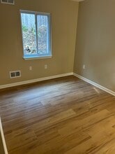 420 N Everhart Ave, Unit 213 in West Chester, PA - Foto de edificio - Building Photo