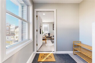 44 Hall St in Providence, RI - Building Photo - Building Photo